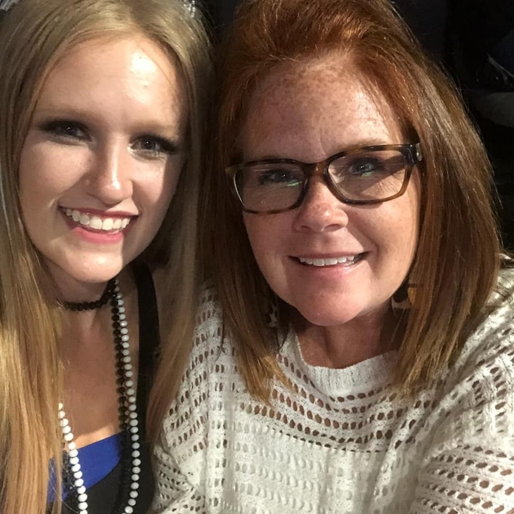 Meet your Posher, Laura